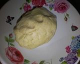 Foto langkah ke 3 dari resep Bolen Pisang Cokelat Keju.
