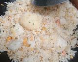 Foto langkah ke 4 dari resep Nasi Goreng Udang.