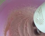 Φωτογραφία βήματος 7 της συνταγής Cheesecake με μπισκότα Oreo φράουλας και μαρμελάδα φράουλα