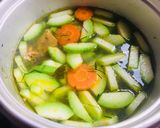 Hình bước làm 3 của món Canh gà bí xanh lá chanh
