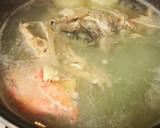 Foto del paso 2 de la receta: Bullit de peix y arroz a banda ibicenco hecho en Mallorca