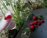 Une image de l'étape 6 de Milkshake groseilles fraises orange.
