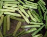 Foto langkah ke 1 dari resep Gising Gising (Kacang Panjang Masak Santan ala Filipina).