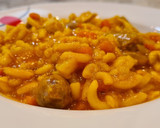 Foto del paso 7 de la receta: Fideuá de pavo y salchichas frescas