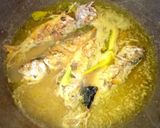 Foto langkah ke 2 dari resep Ikan Kembung Kuah Kuning.