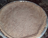 Foto del paso 3 de la receta: Tarta de chocolate, flan y merengue italiano