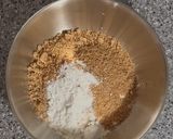 Foto del passaggio 3 della ricetta Gluten Free Almond Croissant Cake