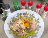 Foto del paso 2 de la receta: Albóndigas de pavo en salsa española (freidora de aire)