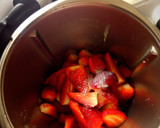 Foto del paso 1 de la receta: Batido de fresas cremoso.(con y sin Thermomix)