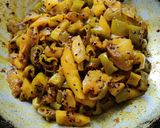 A picture of step 4 of Mango chilli pickle.