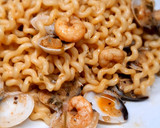 Foto del paso 7 de la receta: Fusilli Lunghi en salsa de almeja picante