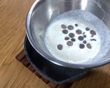 Foto langkah ke 7 dari resep Chocolate Snowflake Bread.