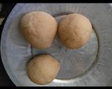 A picture of step 1 of Onion paratha.