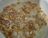 Foto langkah ke 1 dari resep Telur Ceplok Bawang Putih.