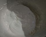 Foto langkah ke 3 dari resep Cross Stitch Cake and Icing Sugar Cookies.