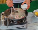 รูปขั้นตอนการทำที่ 14 ของ ผัดกะเพราเต้าหู้ไข่ หมูสับ เมนูผัดรสเด็ด กินได้ทุกวัย👍