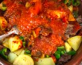 Foto del paso 7 de la receta Guvech 🍴 - ternera con patatas y verduras en cazuela de barro - Receta típica de Bulgaria🇧🇬