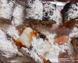 Hình bước làm 1 của món Sushi lươn chiên giòn