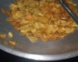 Foto langkah ke 2 dari resep Pedas Manis Kering Kentang Kacang Tanah.