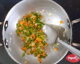 A picture of step 2 of Maggi soup.