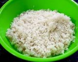 A picture of step 1 of Milky Chocolate Cocoa Rice Ball.