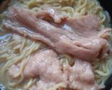 รูปขั้นตอนการทำที่ 2 ของ ลวกบะหมี่ในไมโครเวฟ 4 mins Egg noodles in Microwave