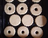 Foto del paso 5 de la receta: Galletitas de maicena