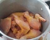 Foto del paso 2 de la receta: Caldo de pollo para el frío 🐔❄
