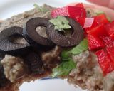 Foto del paso 9 de la receta: Hummus de lentejas, aceitunas negras y cilantro con Agua de Mar