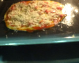 Foto del paso 2 de la receta: Pizza de jamón y queso
