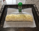Foto del paso 9 de la receta: Hojaldre enrollado de pollo y queso