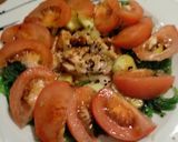 Foto del paso 4 de la receta: Ensalada templada de trucha en escabeche