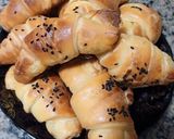 صورة لخطوة 4 من وصفة ميني كرواسون بالجبنة 🥐