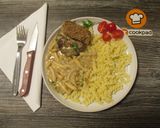 Sztroganoff ihlette húspogácsák 🍖🍄 fehérboros mártásban 🍷✨ recept fázis 10 fotója