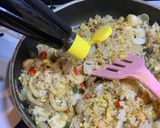 Foto langkah ke 5 dari resep Nasi Goreng Seafood.
