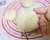 A picture of step 2 of Steps for perfect jowar roti.