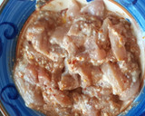 A picture of step 3 of Chicken shawarma.