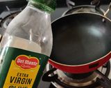 A picture of step 1 of Tandoori sauce.