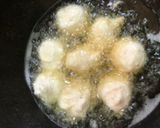 A picture of step 4 of Dahi vada.