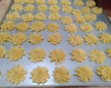 Foto langkah ke 4 dari resep Kuker Semprit.