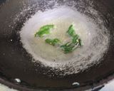 A picture of step 1 of Makhana Bhel.
