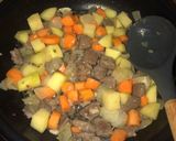 Foto langkah ke 5 dari resep Beef Curry / Kari / Kare Sapi dengan Ebi Furai / Udang Goreng.