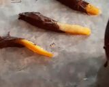 Foto del passaggio 4 della ricetta Scorzette di arancia candita
