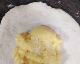 A picture of step 4 of Calzone with Custard Cream.