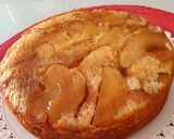 Foto del passaggio 5 della ricetta Torta soffice di mele (rovesciata)