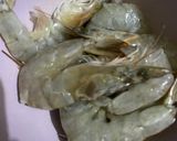 Foto langkah ke 2 dari resep Udang dan Cumi Tumis Pedas.