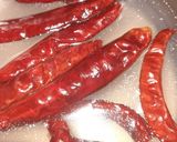 A picture of step 1 of Rajasthani Garlic Tomato Chutney.