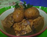 Foto langkah ke 3 dari resep Semur T2 telur+tahu ma2 Rakha.