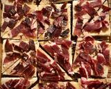 Foto del paso 2 de la receta: Tostas de jamón ibérico con foie