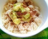 Foto langkah ke 2 dari resep MPasi 8m+ #Roti gandum siram susu topping alpukat.
